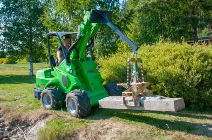 Avant kőrakó fogó 900 kg kapacitás mechanikus, ollós elven működő emelő adapter