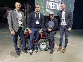 A Verbis KFt csapata a cégalapító Risto Käkelä társaságában