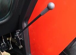 KIOTI DK külső 3 pontos vezérlőkar