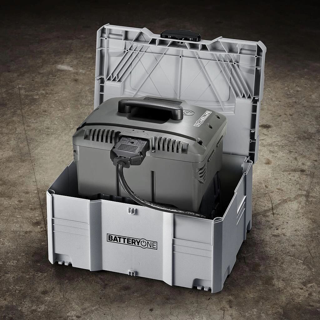 BatteryONE BOC13 akkumulátor töltő