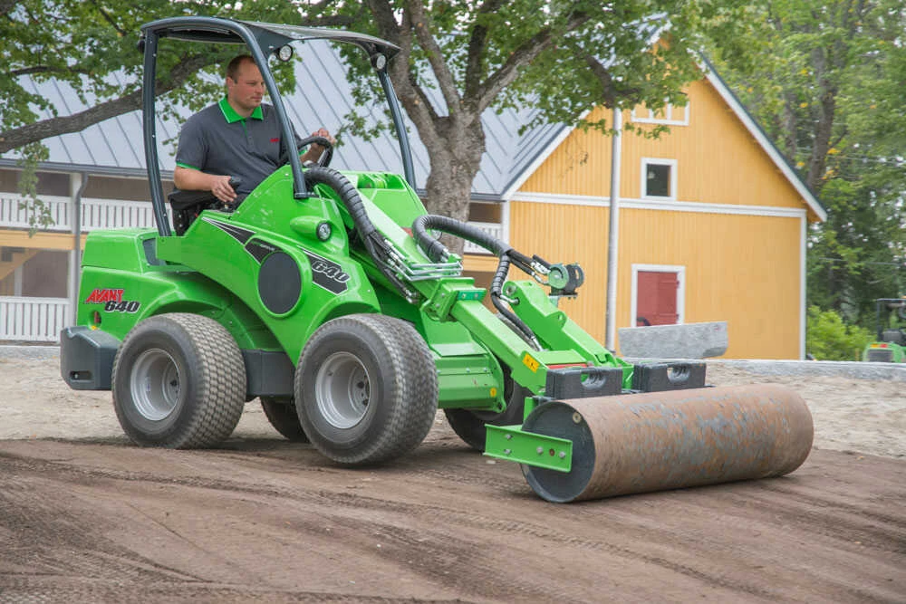 Avant tömörítő henger 150 cm munkaszélesség pálcás vagy sík felülettel 4
