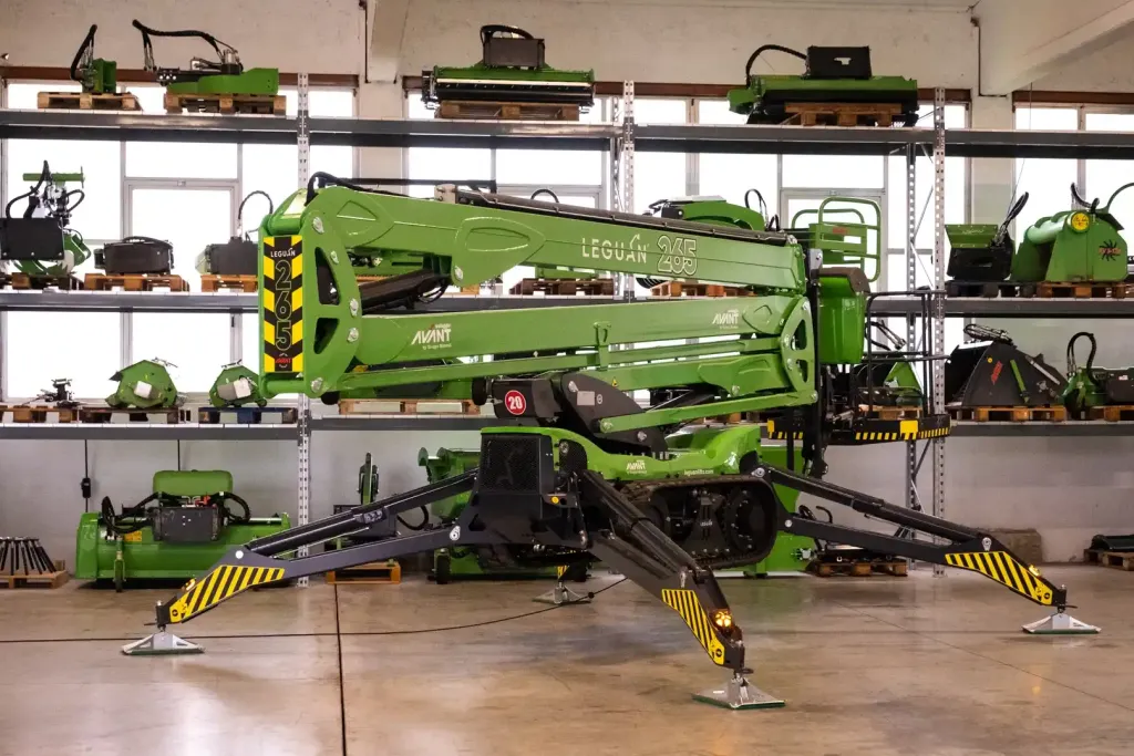 Leguan-ok &eacute;s AVANT-ok a Mossali Group g&eacute;pparkj&aacute;ban