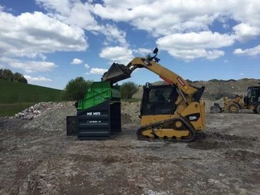 CZ screen MS MINI elektromos 400v/550w mobil rosta