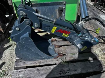 Avant 150-es minikotró adapter 40-es kanálllal Újszerű állapot 2