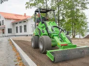 Avant tömörítő henger 150 cm munkaszélesség pálcás vagy sík felülettel 3
