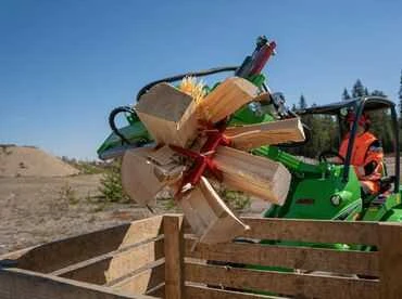 Avant vízszintes rönkhasító max. hasító erő: 7,6t ideális tűzifa előkészítéshez 2