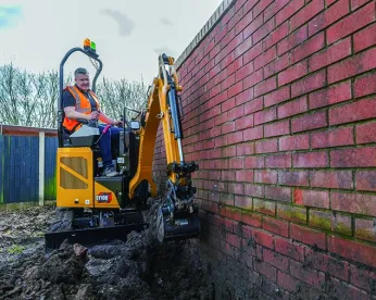 SANY SY10U munka közben 3