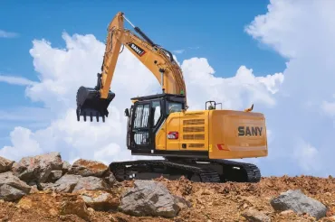 SY235C Kőbányában dolgozik