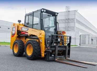 SS210R raklapvillával közlekedik