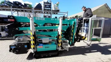 IMER R15DA karos emelő alaphelyzetben