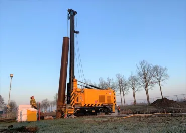 FUNDEX CP25E Munka közben