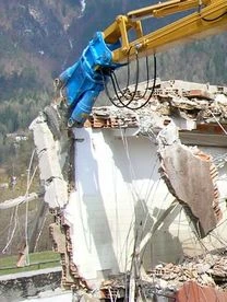 Mantovanibenne CR(R) sorozat elsődleges bontási műveletekhez, mechanikus rotátorral roppantó olló 8