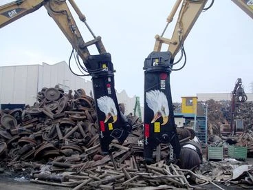 Mantovanibenne SH sorozat acélszerkezetek feldarabolására acélvágó olló 5